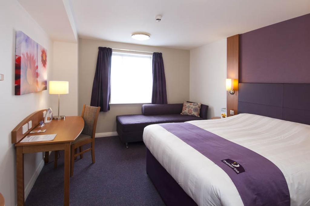 Dundee East Premier Travel Inn Chambre photo