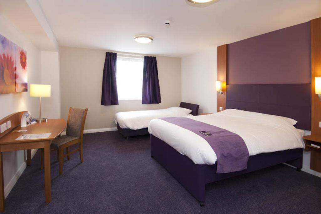 Dundee East Premier Travel Inn Chambre photo